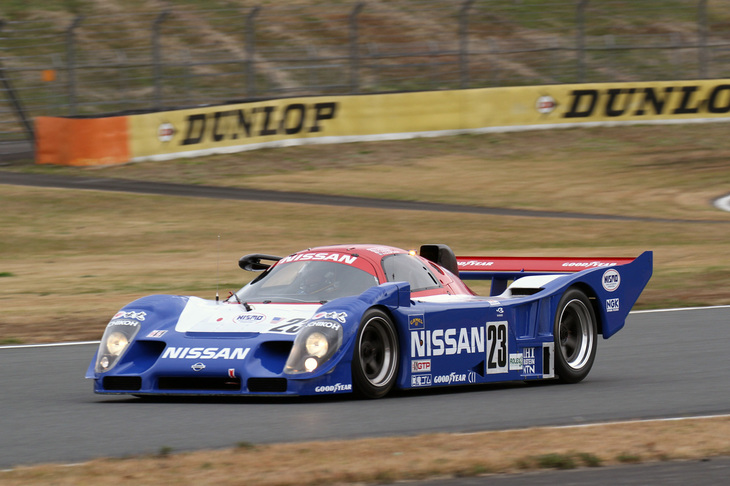 1992年のデイトナ24時間で長谷見昌弘／星野一義／鈴木利男組が日本車として、また日本人のドライブで初の総合優勝に輝いた「R91CP」。3.5リッターV8 DOHC 32バルブのVRH35Z型ツインターボエンジンは、最高出力800psを発生したという。