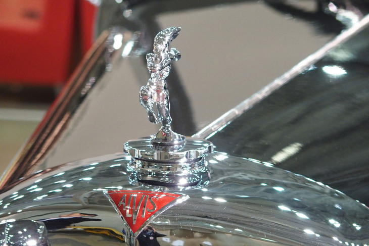 アルヴィス4.3リッター ヴァンデンプラ ツアラー（コンティニュエーションモデル）