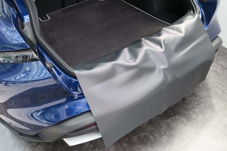 ポルシェ・タイカン4クロスツーリスモ（ラゲッジスペース）