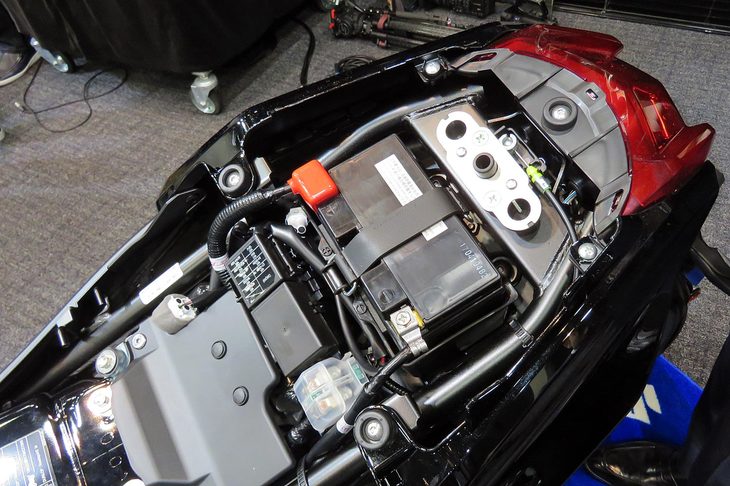 スズキ・カタナ