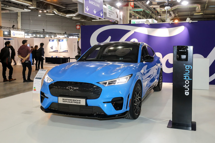 ひっそりと、ほんとに隠れるようにこっそり展示されていた「フォード・マスタング マッハE」。今回、フォードは乗用車のブースを出展しなかった。