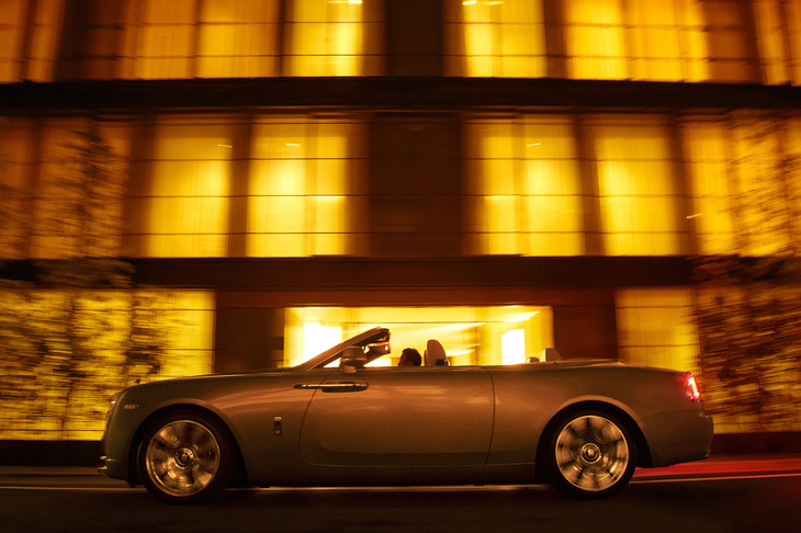 ロールス・ロイスのビスポーク部門が手がけた「ロールス・ロイス・ドーン」。