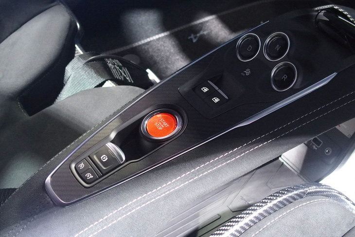 アルピーヌA110 R（センターコンソールパネル）