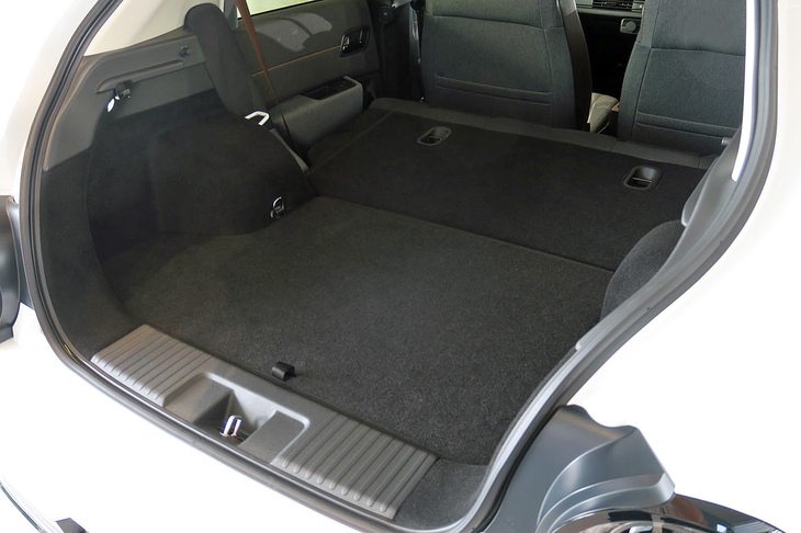 ホンダeアドバンス（ラゲッジスペース）