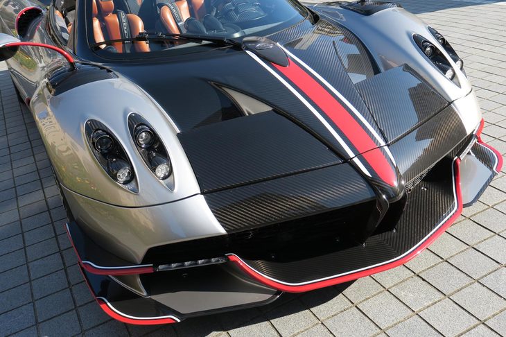 パガーニ・ウアイラ ロードスターBC（フロントマスク）