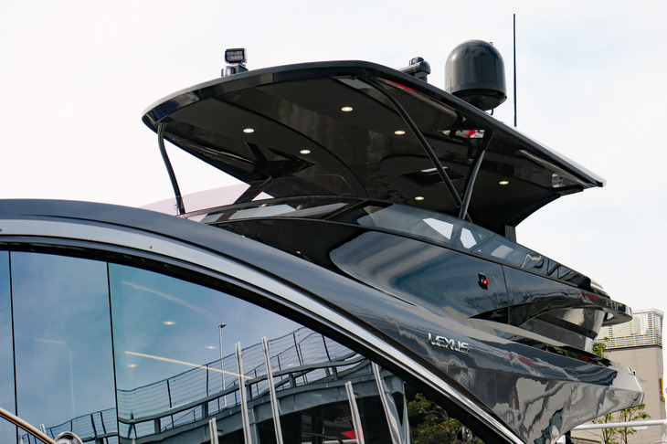 レクサスLY650（ブリッジ）