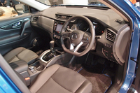 「20X」のインストゥルメントパネルまわり。