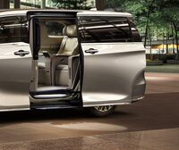 トヨタが「レクサスLM」を一部改良　すべての乗員が自然体でくつろげる居住空間を追求の画像