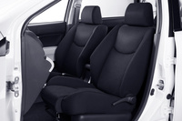 ダイハツ、インドネシアでコンパクトSUVの新型「テリオス」を発表の画像