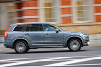 「ALENZA LX100」には、ブリヂストンがコンフォートタイヤ「REGNO」シリーズで培ってきた「サイレントテクノロジー」を搭載している。