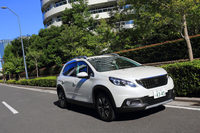 プジョー2008アリュール