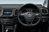 「TSIハイライン」のインテリア。
    