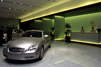 
	2005年8月にスタートする、レクサスディーラーのモデルルーム。
	 