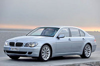 BMW、水素自動車「Hydrogen 7」を市場に投入の画像