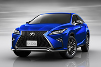 「レクサスRX200t“Fスポーツ”」のFF車。ボディーカラーは新色の「ヒートブルーコントラストレイヤリング」。