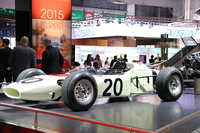 ホンダは、かつてF1デビューを飾った1964年「RA271」をディスプレイしていた。せっかくの歴史的マシンなのに、注目度を高める演出がなされていなかったのが惜しい。