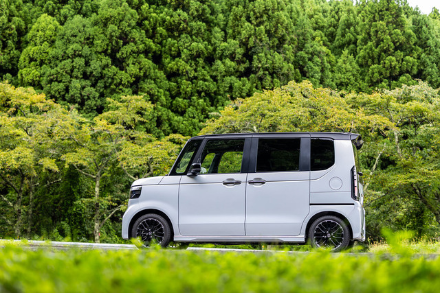 ホンダN-BOXカスタム ターボ コーディネートスタイル2トーン（FF/CVT