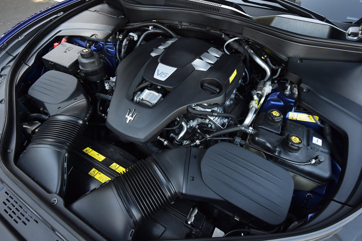 「レヴァンテ」に搭載される3リッターV6ツインターボエンジン。350ps/5750rpmの最高出力と、51.0kgm/4500rpmの最大トルクを発生する。