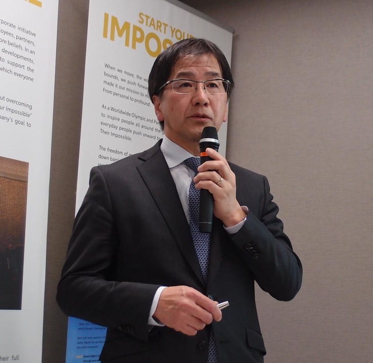 今回、新システムの説明にあたった、トヨタ自動車 先進技術開発カンパニー フェローの葛巻清吾さん。2003年には車両安全の機能主査として、技術の企画・開発を担当。2018年、内閣府の第2期SIP「自動運転」プログラムディレクターに就任した。