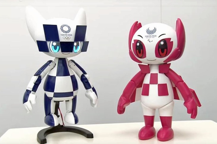 マスコットロボットの「ミライトワ」（写真左）と「ソメイティ」（同右）。