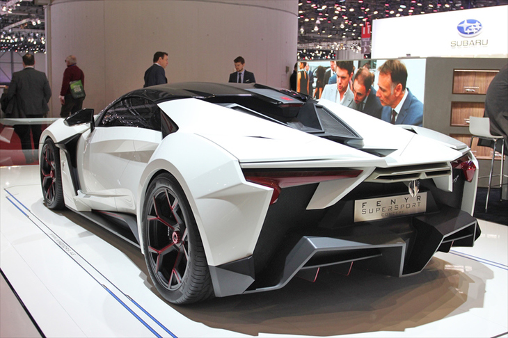 フェニア・スーパースポーツ（エクステリア）