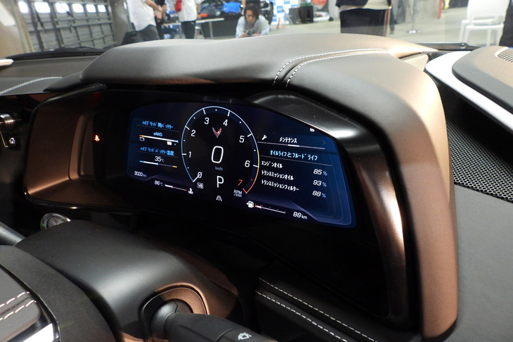 シボレー・コルベットE-Ray（デジタルメーター）