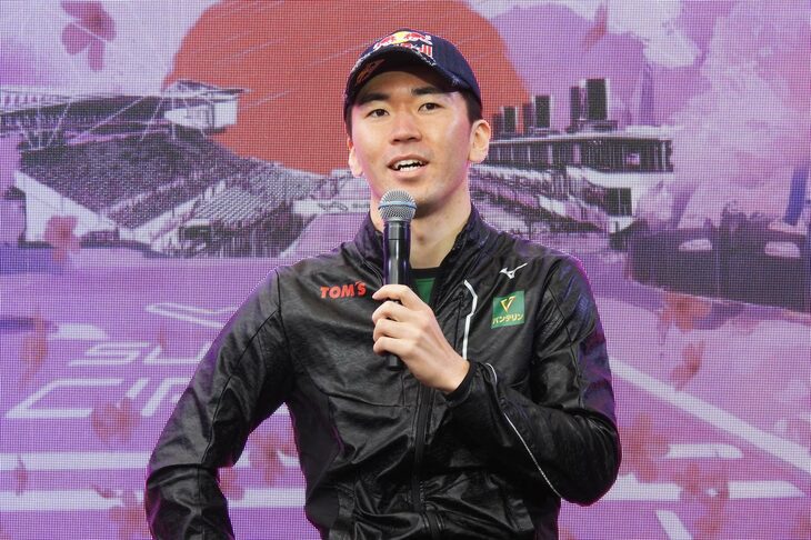 母親がかつてのF1ドライバー、片山右京のファンなことから右京と名付けられたという笹原選手。今年のF1日本GPは、「これまでとはコンディションの異なる、春の鈴鹿に各チームがどう合わせるか」「トップはもちろん、ちょっとしたことでポイントを採れるか否かが分かれる、中団チームの総力戦も見どころ」とのことだった。
