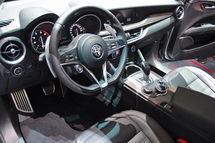 アルファ・ロメオ・ステルヴィオ