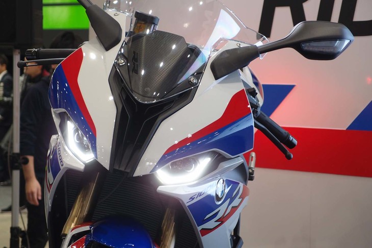 BMW S1000RR（フロントまわり）