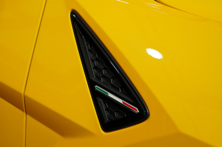 ランボルギーニ・ウルス ペルフォルマンテ（ボディーサイドのエアアウトレット）