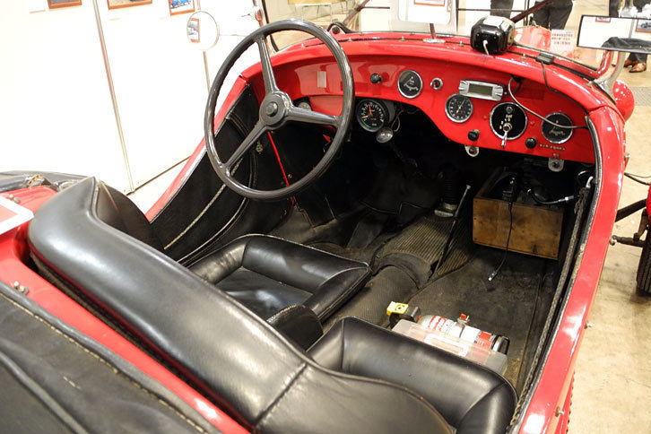 日本クラシックカークラブのブース