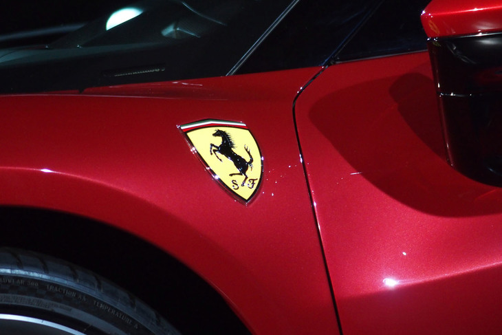 フェラーリ296GTB（エンブレム）