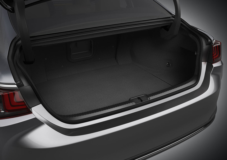 レクサスES（トランク）