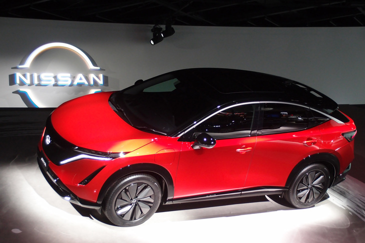 日産の新型電気自動車「アリア」。2021年中ごろの上市を予定している。