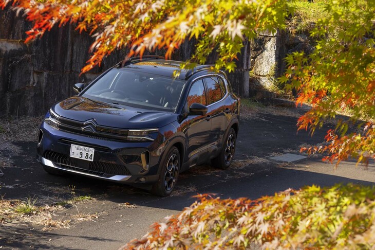 デビュー以来、初の大規模な仕様変更が施された「シトロエンC5エアクロスSUV」。国内では2022年11月1日に発売された。