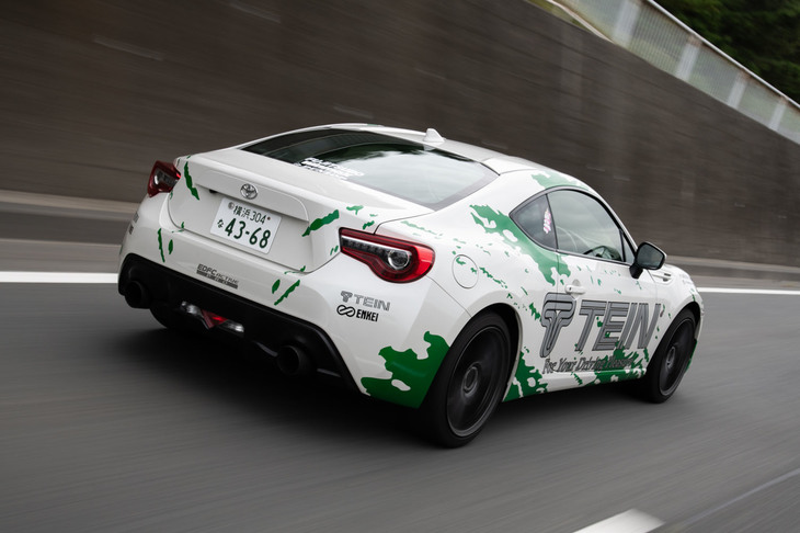 試走では、ノーマル車とは一線を画す快適な乗り心地が印象に残った。