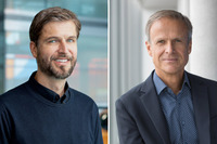 ポルシェでも、20年以上にわたってデザイン部門を指揮してきたミヒャエル・マウアー氏（写真右）が退任。2026年2月1日付で、トビアス・シュールマン氏（同左）が後任に就いた。ベントレーやブガッティ、アストンマーティン、マクラーレンを渡り歩いてきた人物だ。