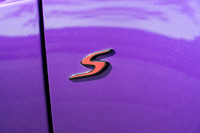 アストンマーティンで「S」というと、かつてはアスリートのようなモデルに与えられた呼称だったが、今日ではソフィスティケーションやスタイリッシュという要素も加わっており、その意味するところは多様化しているという。