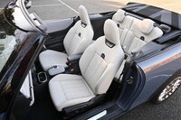 MINIクーパー コンバーチブルS（FF/7AT）の画像