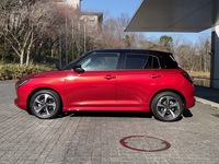 小堀さんは「お値段以上……」の理由を「技術であり、デザイン部門が頑張ってますから（笑）」と語る。