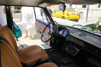 車内はフィアット製乗用車の伝統を踏襲してルーミー。奇をてらったデザインではないものの、いかにも座り心地良さそうなシートに注目。