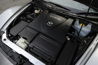 RENESISと呼ばれる13B-MSP型ロータリーエンジンは、6MT仕様では235psを発生。