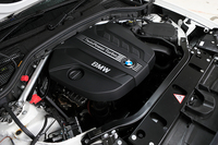 【スペック】BMW X3 xDrive20d xLine：ボディーサイズ＝全長×全幅×全高＝4665×1880×1675mm／ホイールベース＝2810mm／車重＝1870kg／駆動方式＝4WD／エンジン＝2リッター直4 DOHC 16バルブ ディーゼルターボ（184ps/4000rpm、38.7kgm/1750-2750rpm）