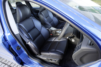 ボルボV70R（4WD/6AT）【試乗記】の画像