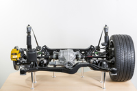 「マカン」のリアサスペンション。
    