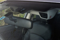 広く海外でも販売されている「インプレッサXV」だが、国内仕様車に限り、ステレオカメラを使った安全装備「EyeSight（ver.2）」が用意される。