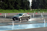 【Movie】「トヨタ・クラウンマジェスタ」の低速レーザークルーズコントロールを体験！の画像