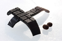 トーヨーのスタッドレスといえばクルミ。実際には粉末が使われている。