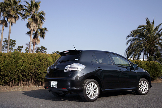 【スペック】全長×全幅×全高＝4260×1760×1530mm／ホイールベース＝2600mm／車重＝1460kg／駆動方式＝4WD／2.4リッター直4DOHC16バルブ（167ps/6000rpm、22.8kgm/4400rpm）／価格＝277万2000円（テスト車＝307万5450円）