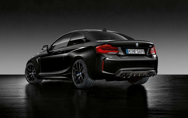 全身ブラック仕立ての Bmw M2クーペ が100台限定発売 ニュース Webcg